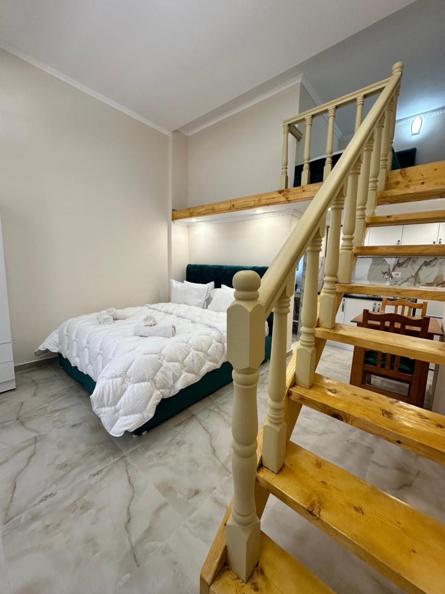 Troy Aparthotel Durrës Eksteriør billede