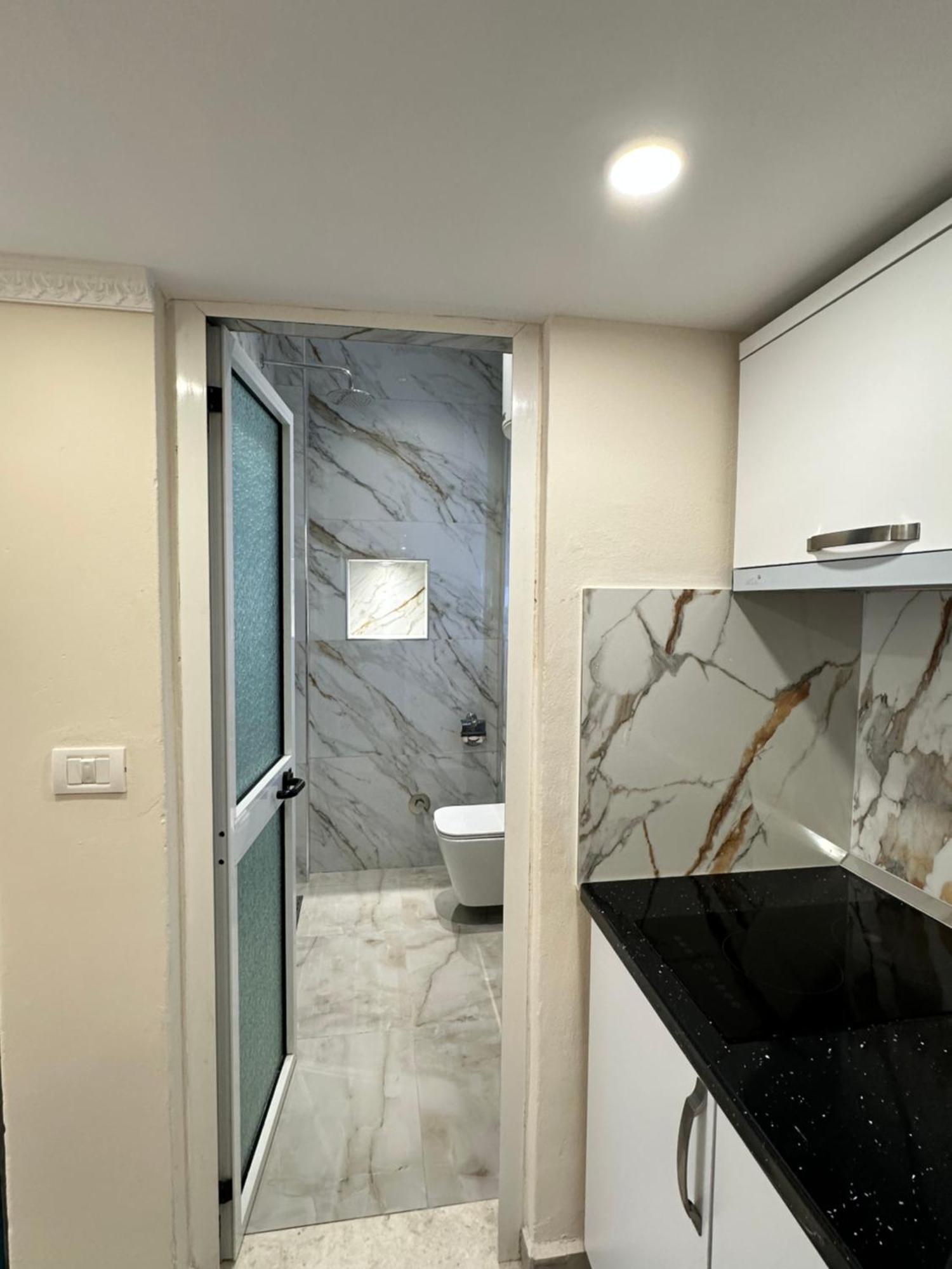Troy Aparthotel Durrës Eksteriør billede
