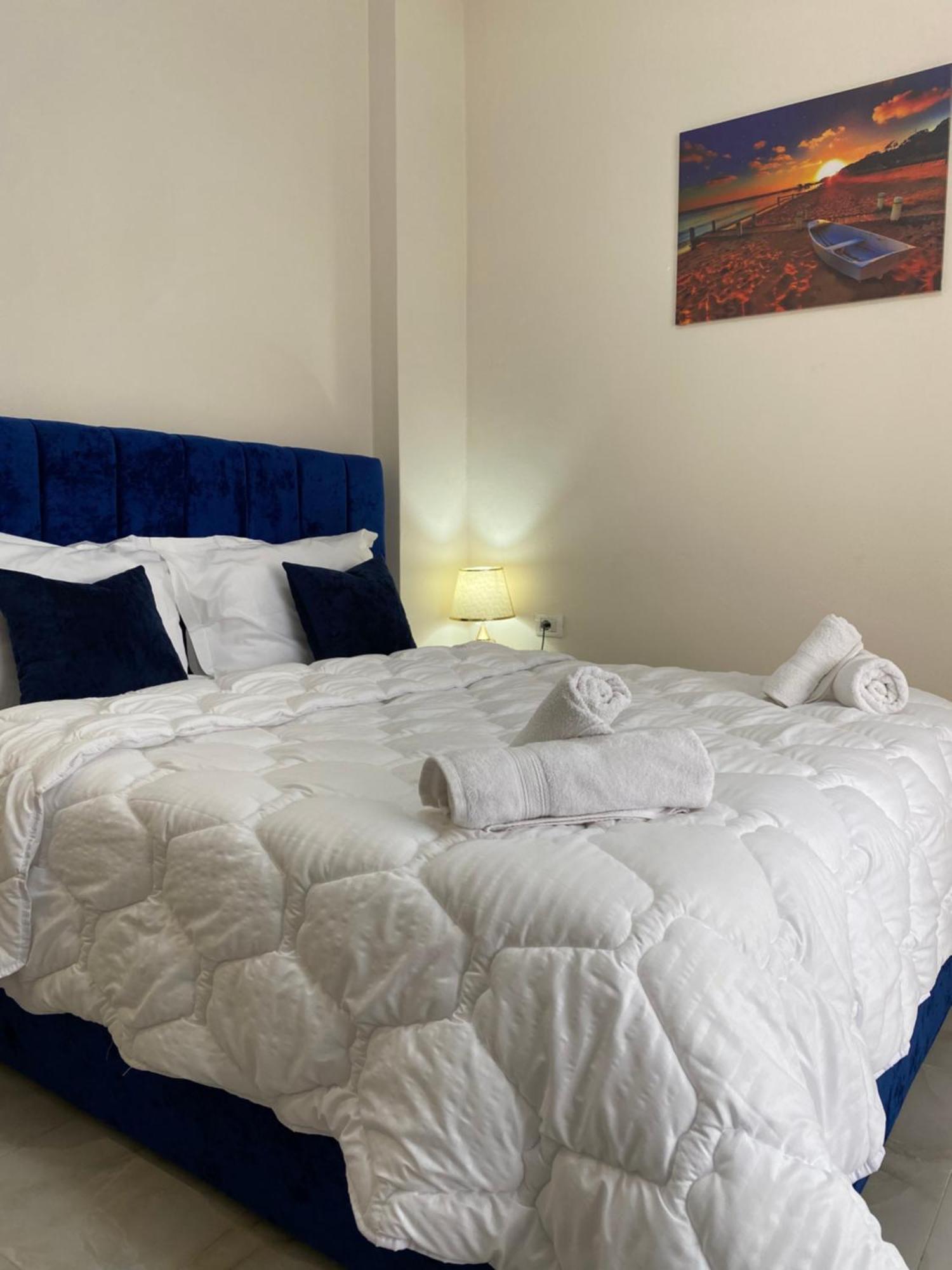 Troy Aparthotel Durrës Eksteriør billede